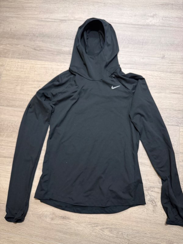 NIKE peysa