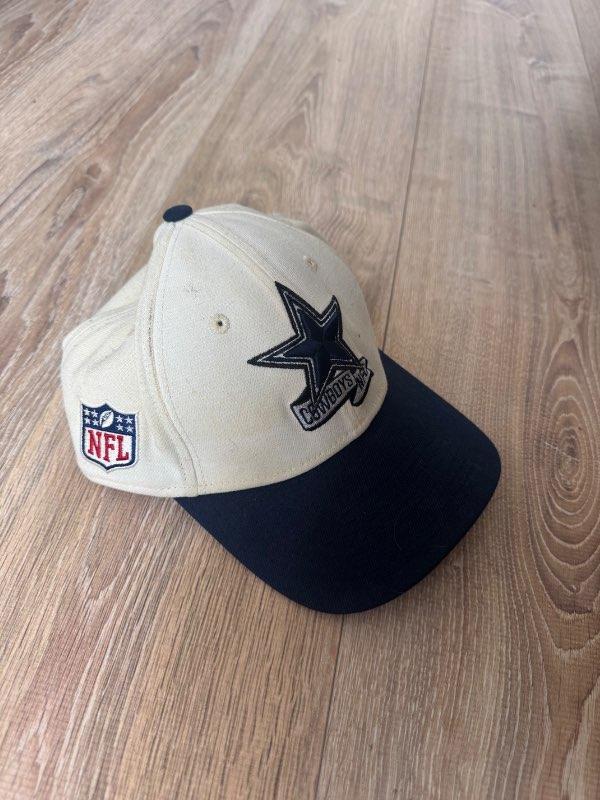 New Era derhúfa
