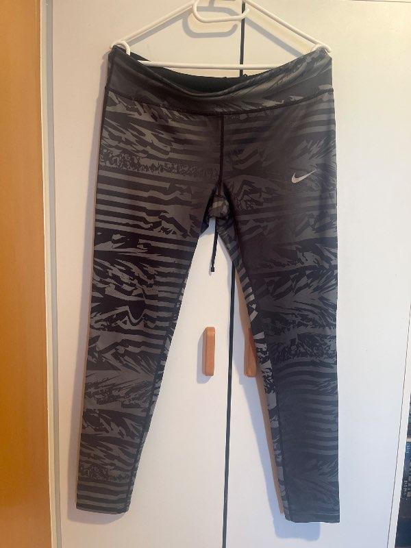 Nike Gráar íþróttabuxur