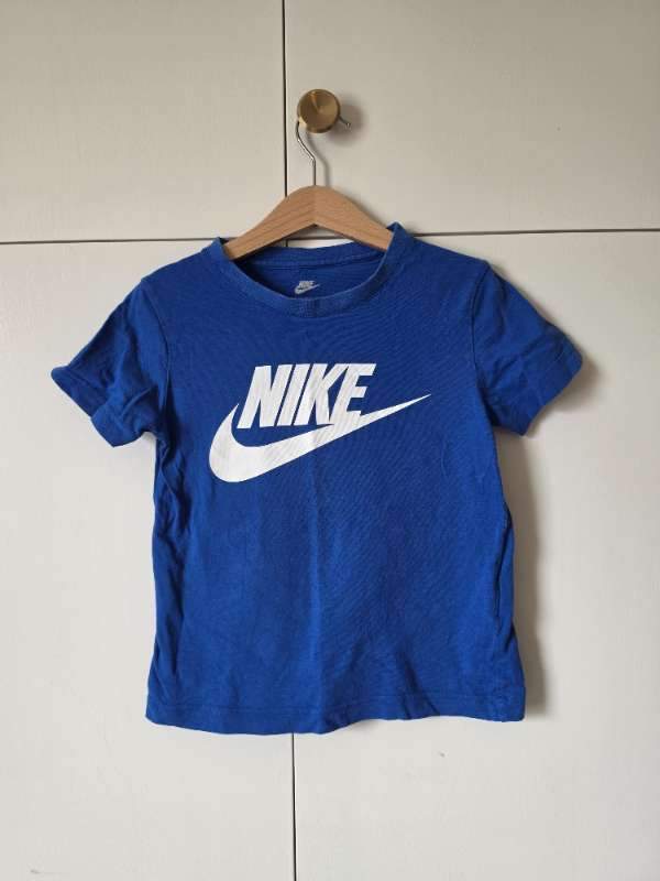 Nike blár bolur