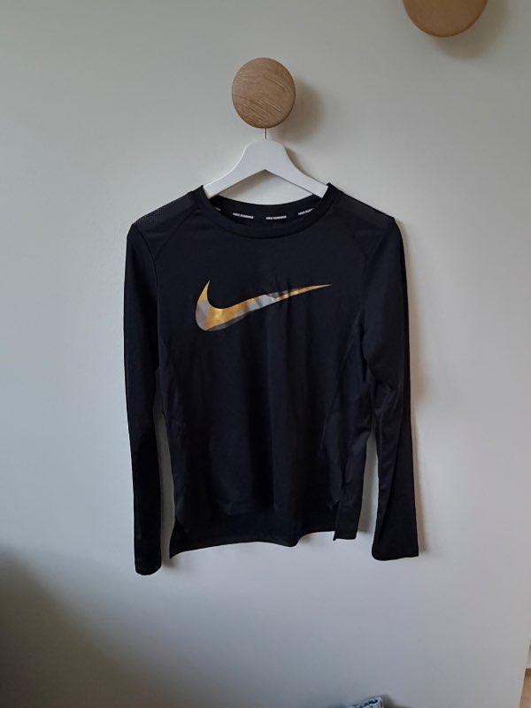 Nike bolur