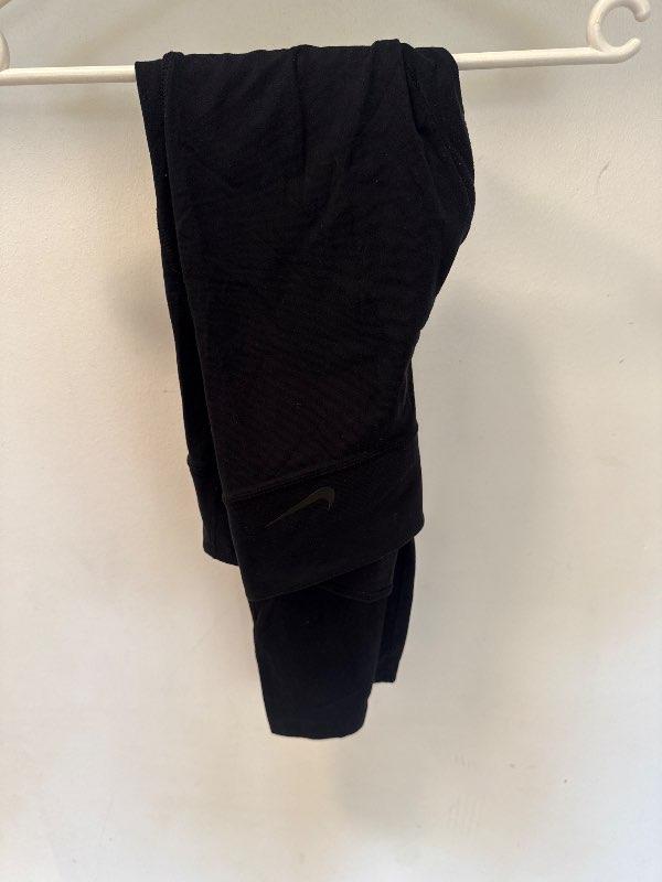 Nike buxur S