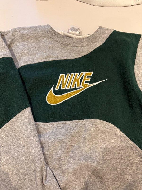 Nike crewneck peysa