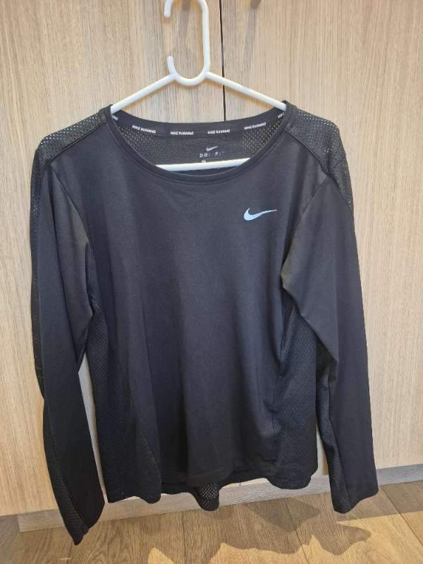 Nike drifit bolur