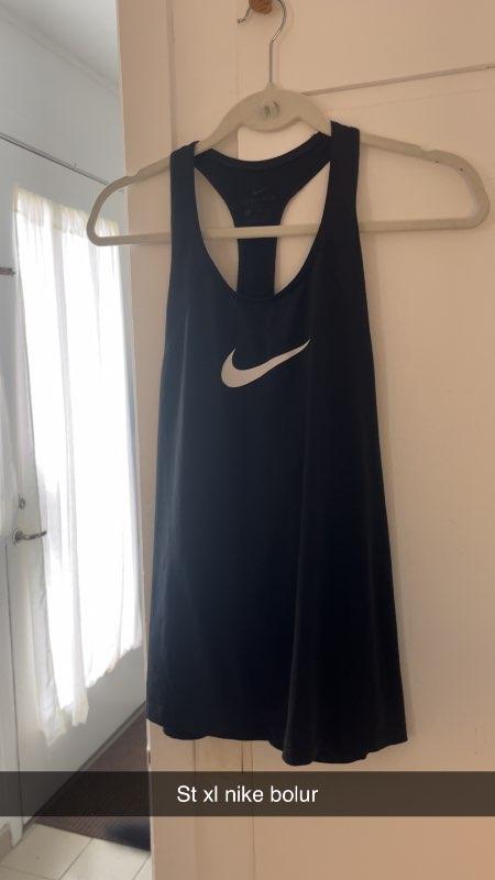 Nike hlírabolur svartur