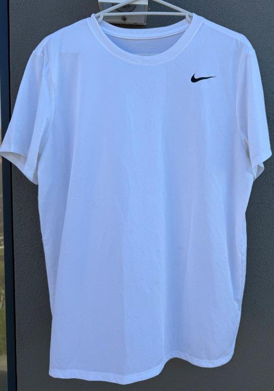 Nike hvítir