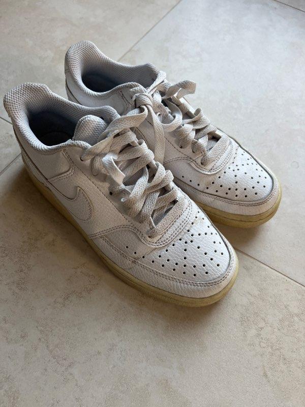 Nike hvítir skór