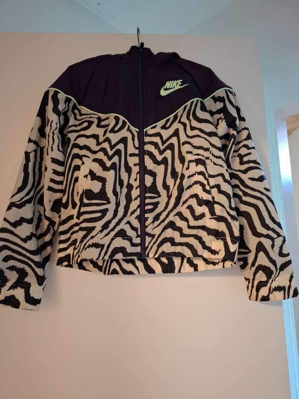 Nike jakki