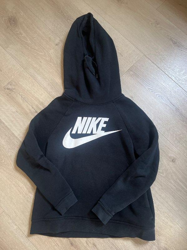 Nike kragapeyss