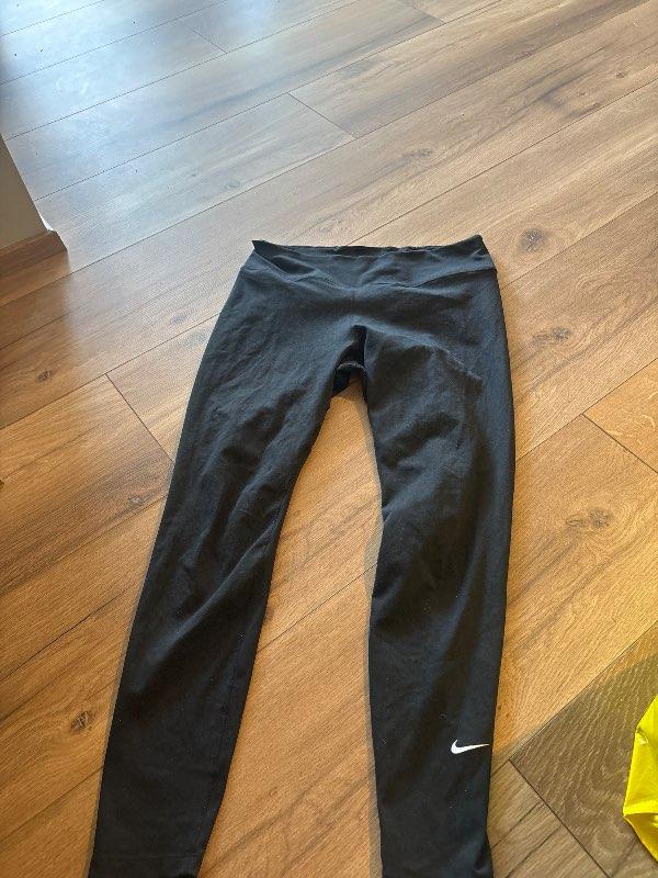 Nike leggings