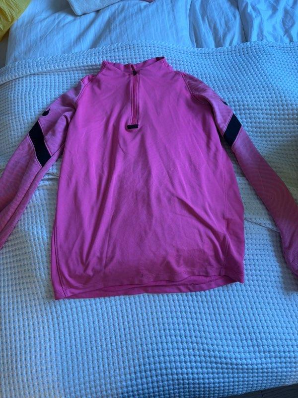 Nike peysa bleik
