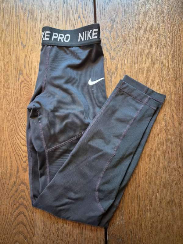 Nike pro