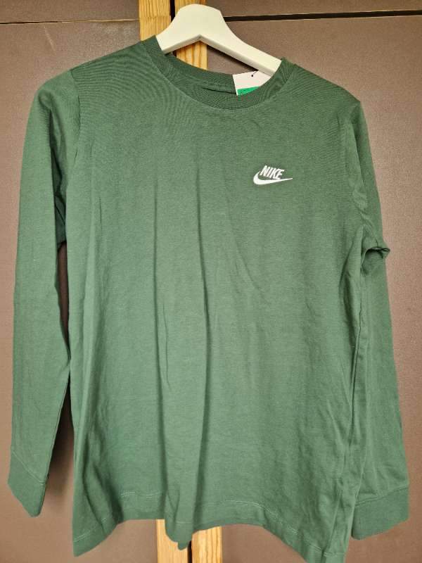 Nike síðerma ónotaður