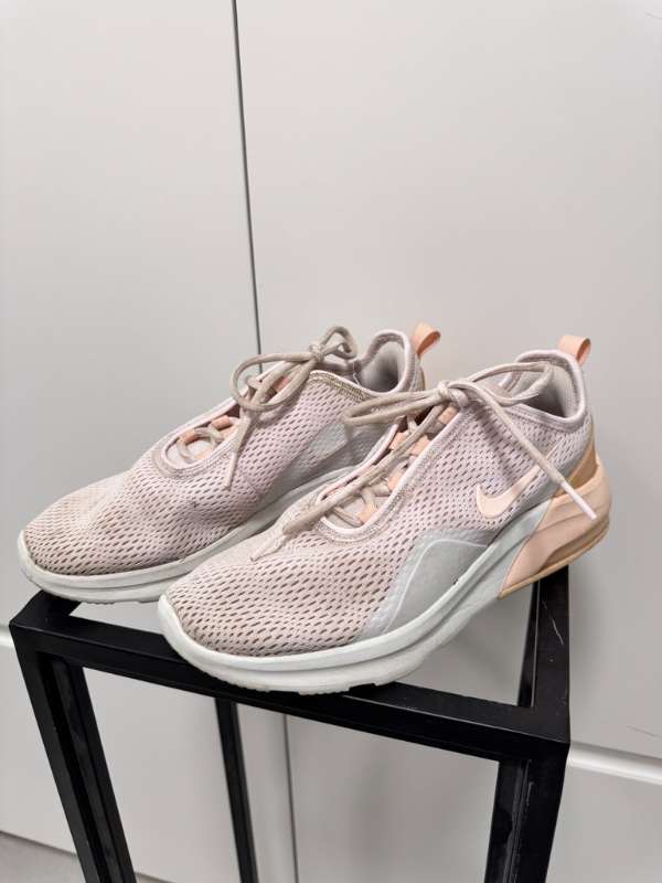 Nike skór