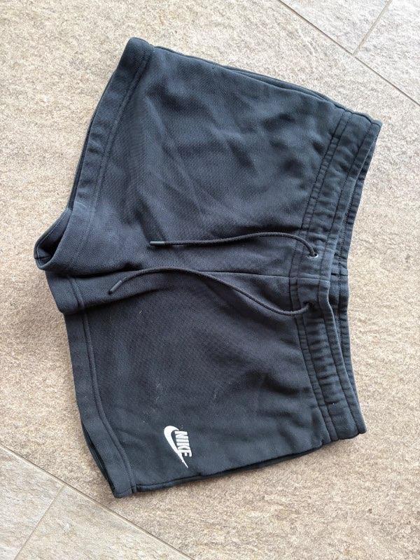 Nike stuttbuxur