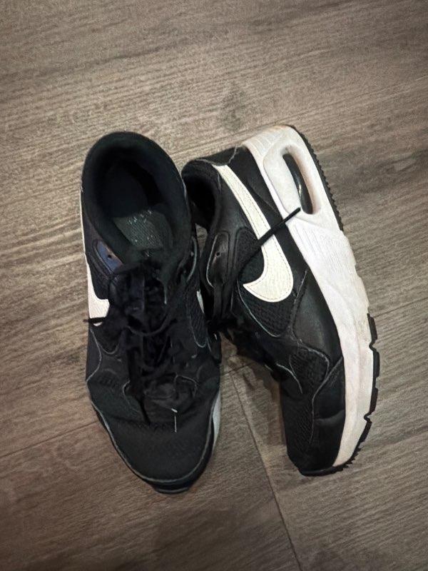 Nike svartir skór