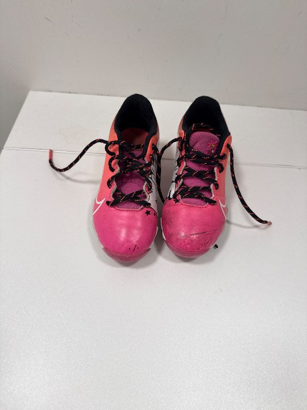 Nike takkaskór