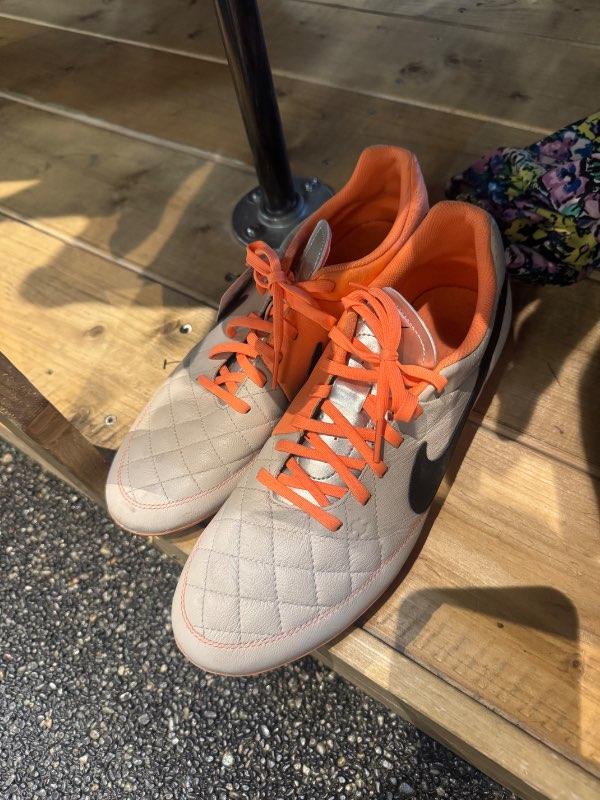 Nike takkaskór nýir