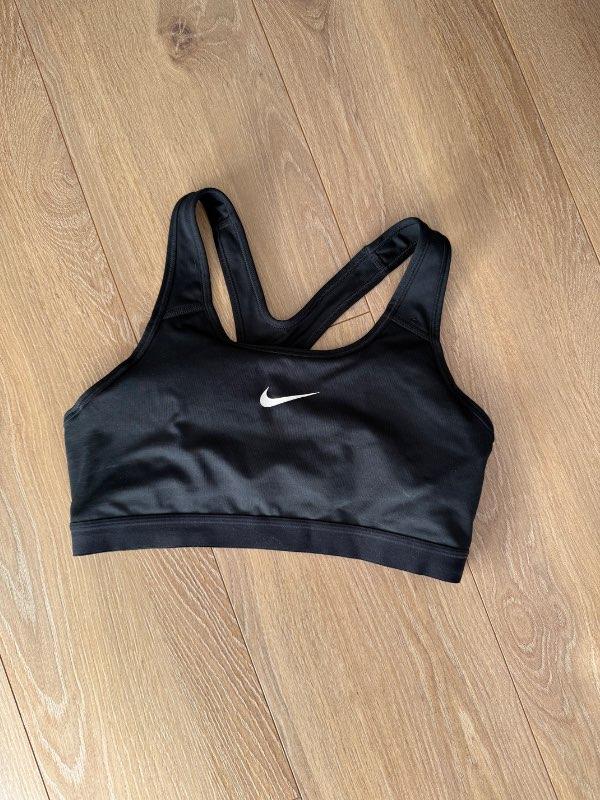 Nike toppur