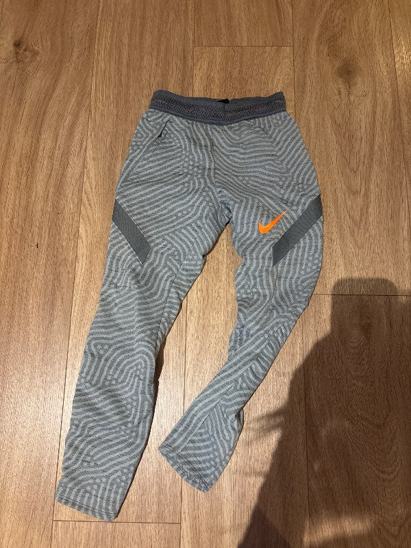 Nikebuxurgrabarna