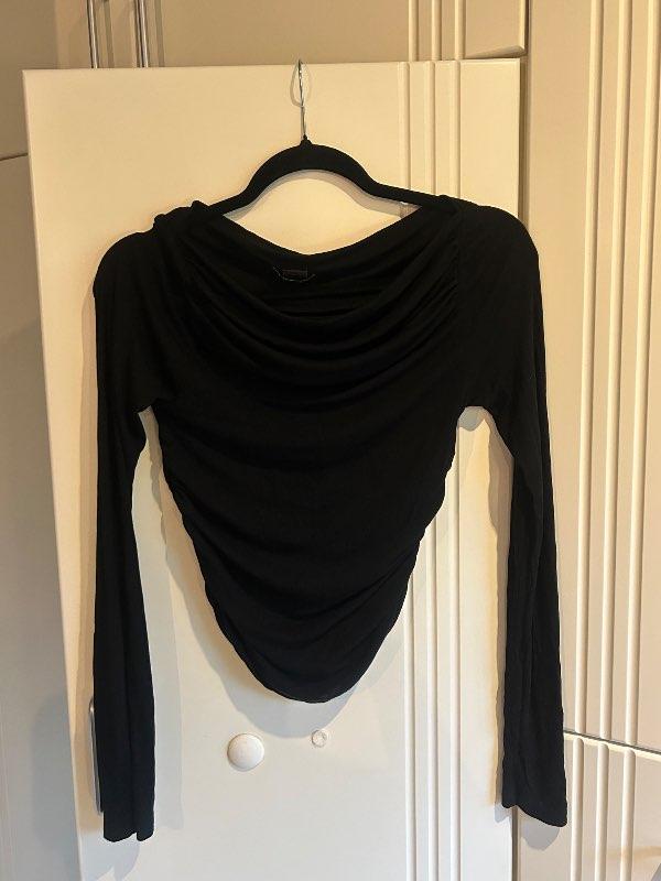 Off the shoulder bolur