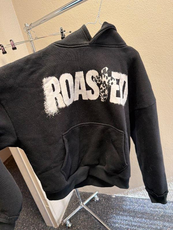 Ónotuð roasted peysa