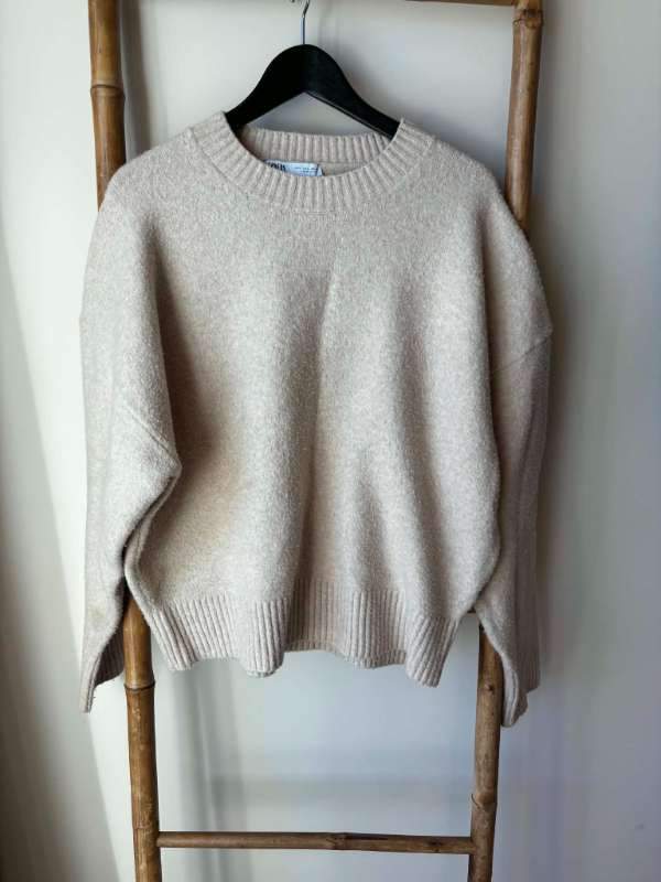 Peysa beige ZARA