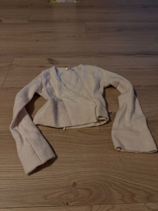 Peysa bleik Gina Tricot