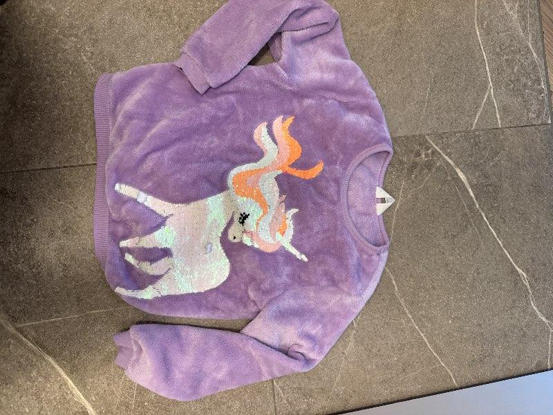 Pony peysa