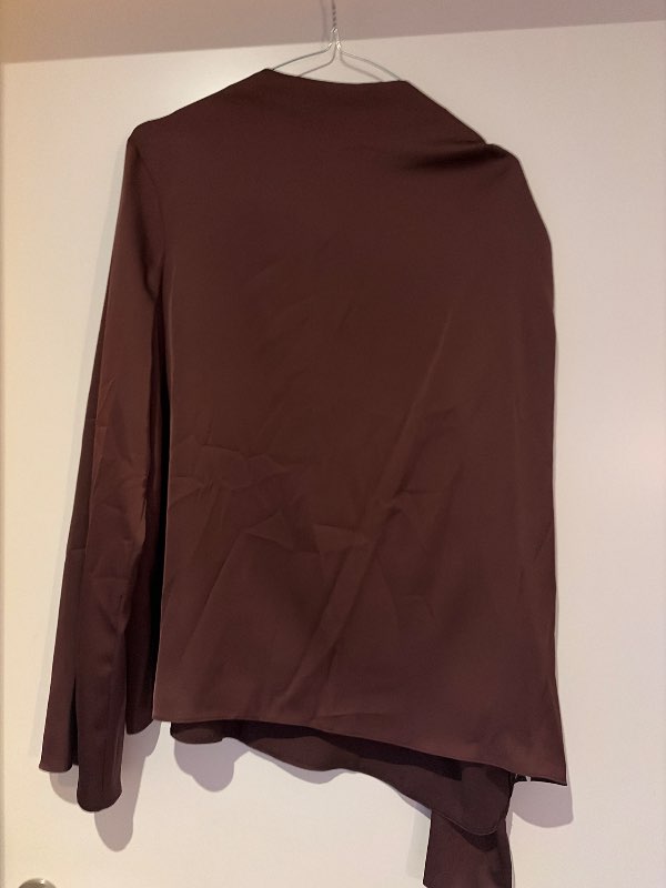 Primark satín skyrta
