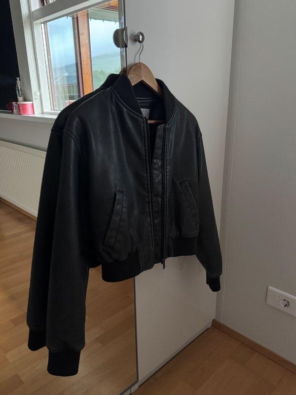 Pull&bear leðurjakki
