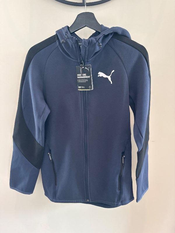 Puma peysa ný