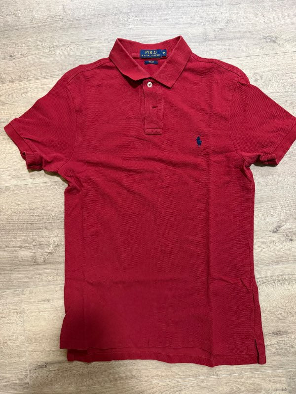 Rauður Polo bolur
