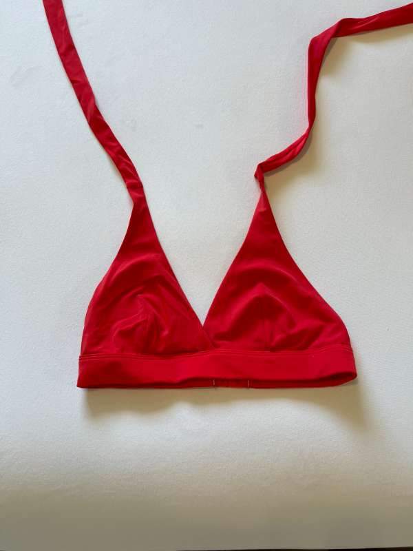 Rautt bikini