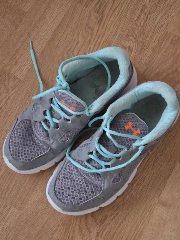 Skór Under Armour
