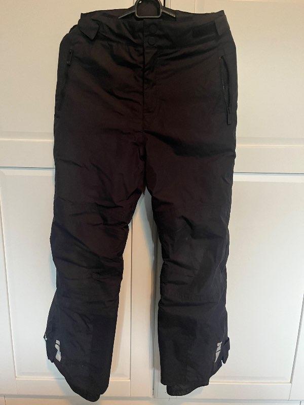 Snjóbuxur (vantar axlaböndin)