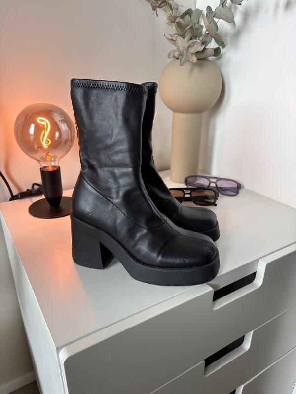 Steve Madden overcast