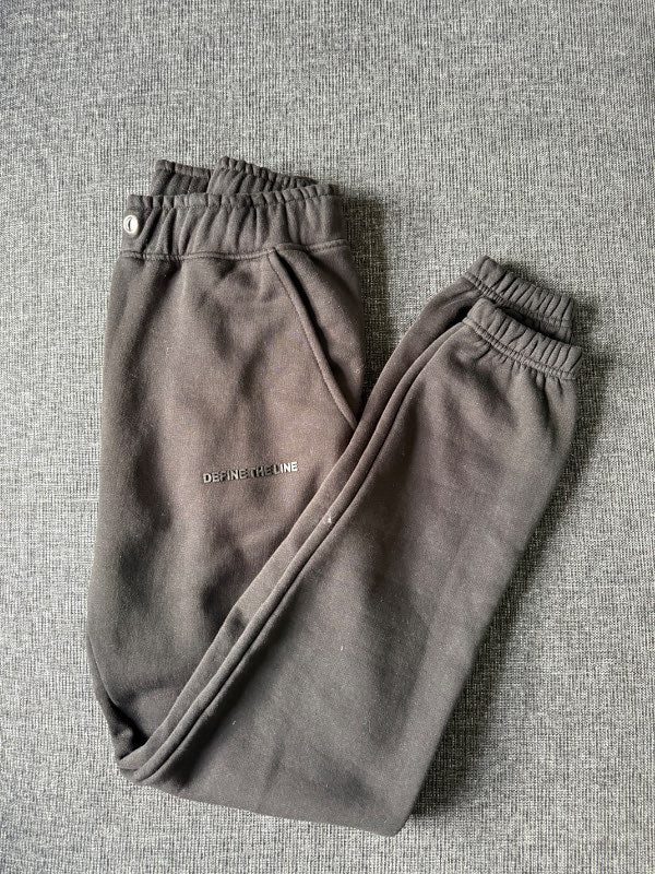 Svartar DTL joggingbuxur