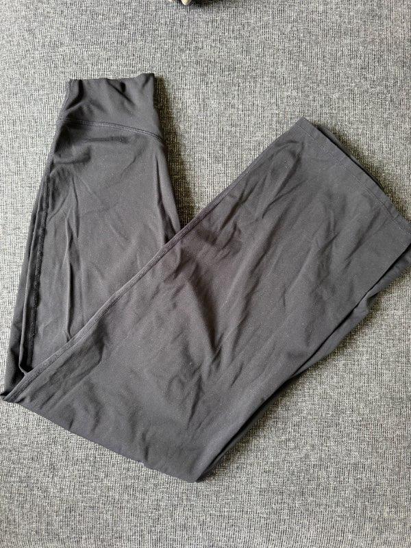 Svartar ERA Sport buxur