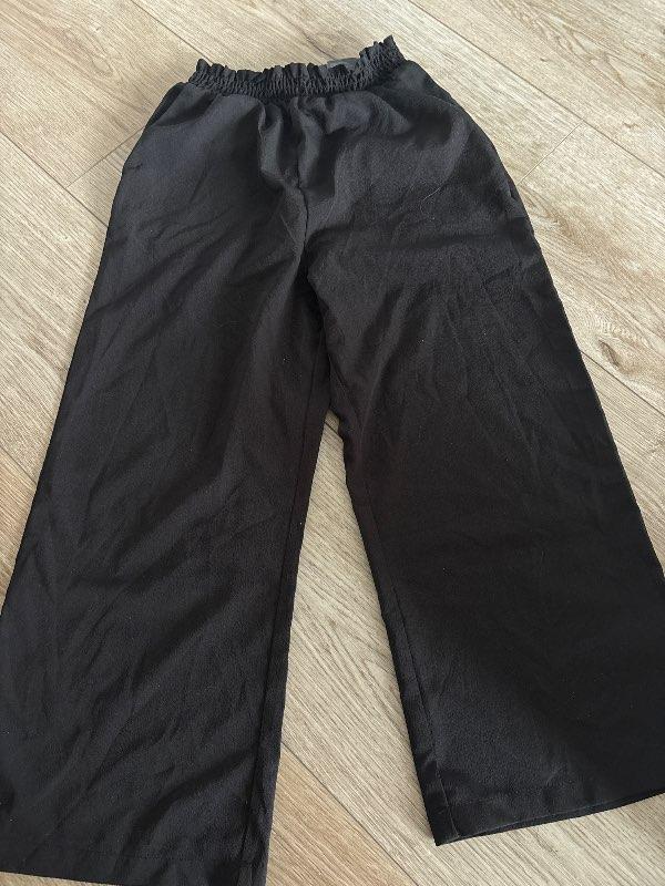 Svartar H&M buxur