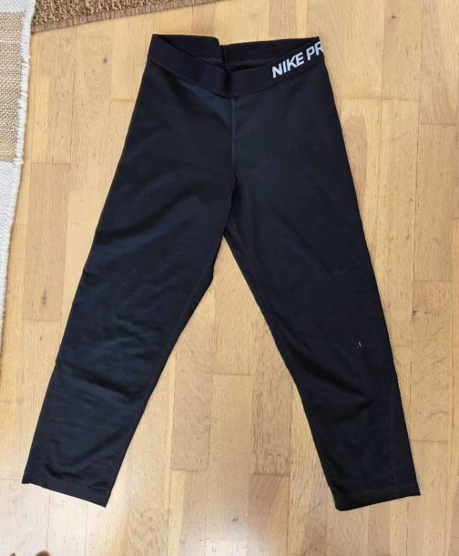 Svartar Nike íþróttabuxur