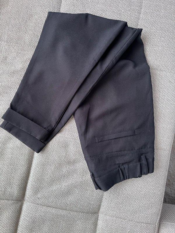 Svartar dragtar buxur m teygju