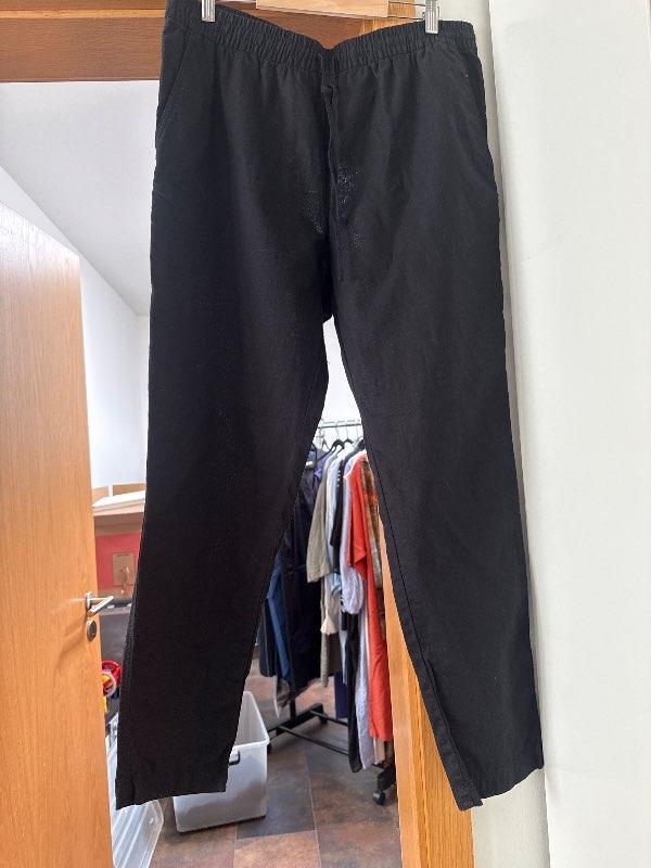 Svartar hörbuxur H&M
