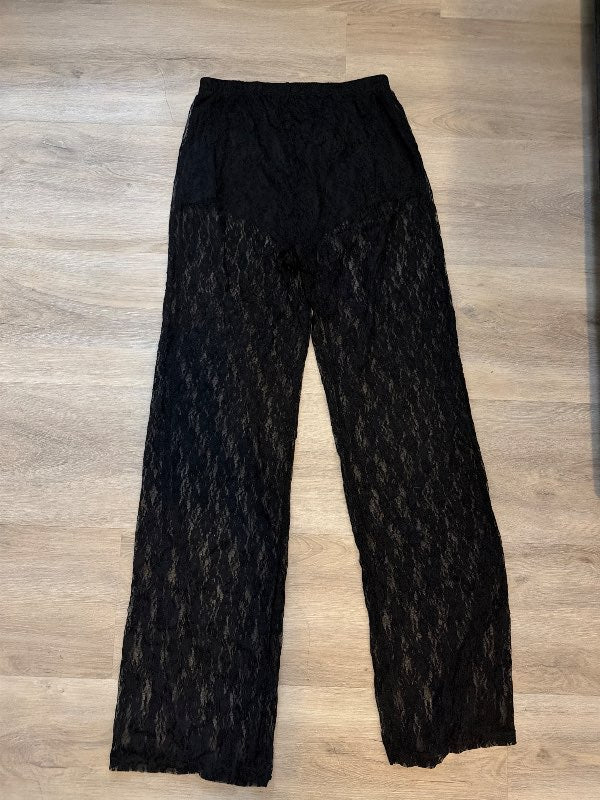 Svartar lace buxur