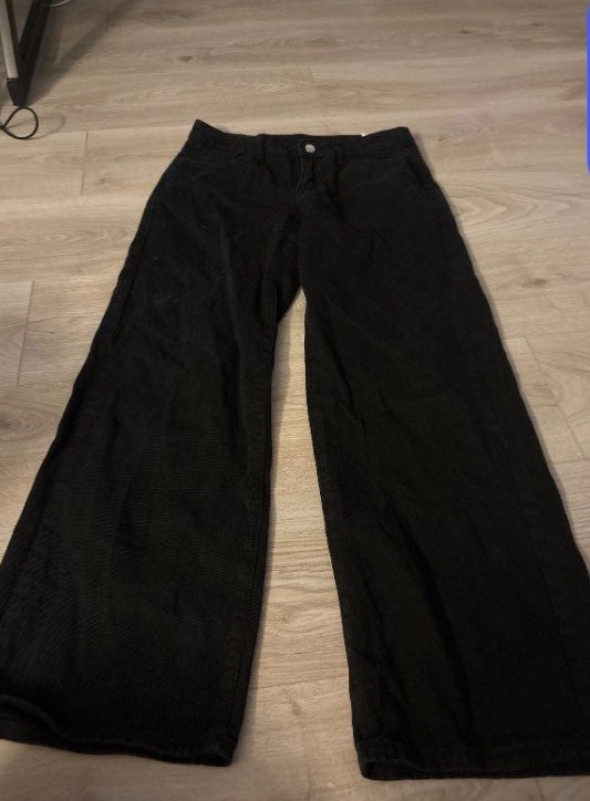 Svartar low waist buxur