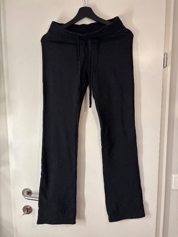 Svartar low waisted Hollister buxur