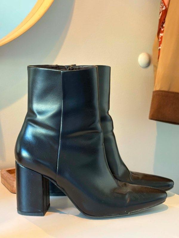 Svartir H&M hælar