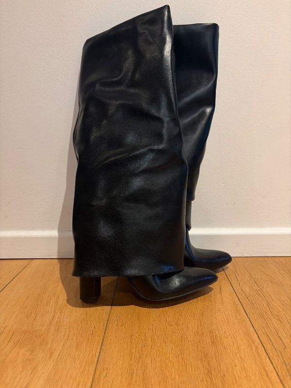 Svartir háhælaðir boots