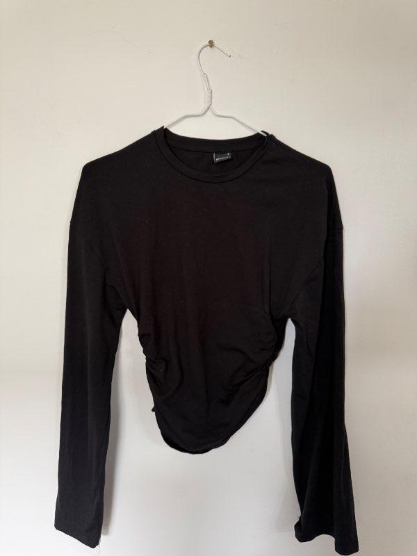Svartur Gina Tricot bolur