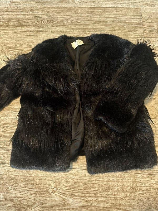 Svartur Zara pels